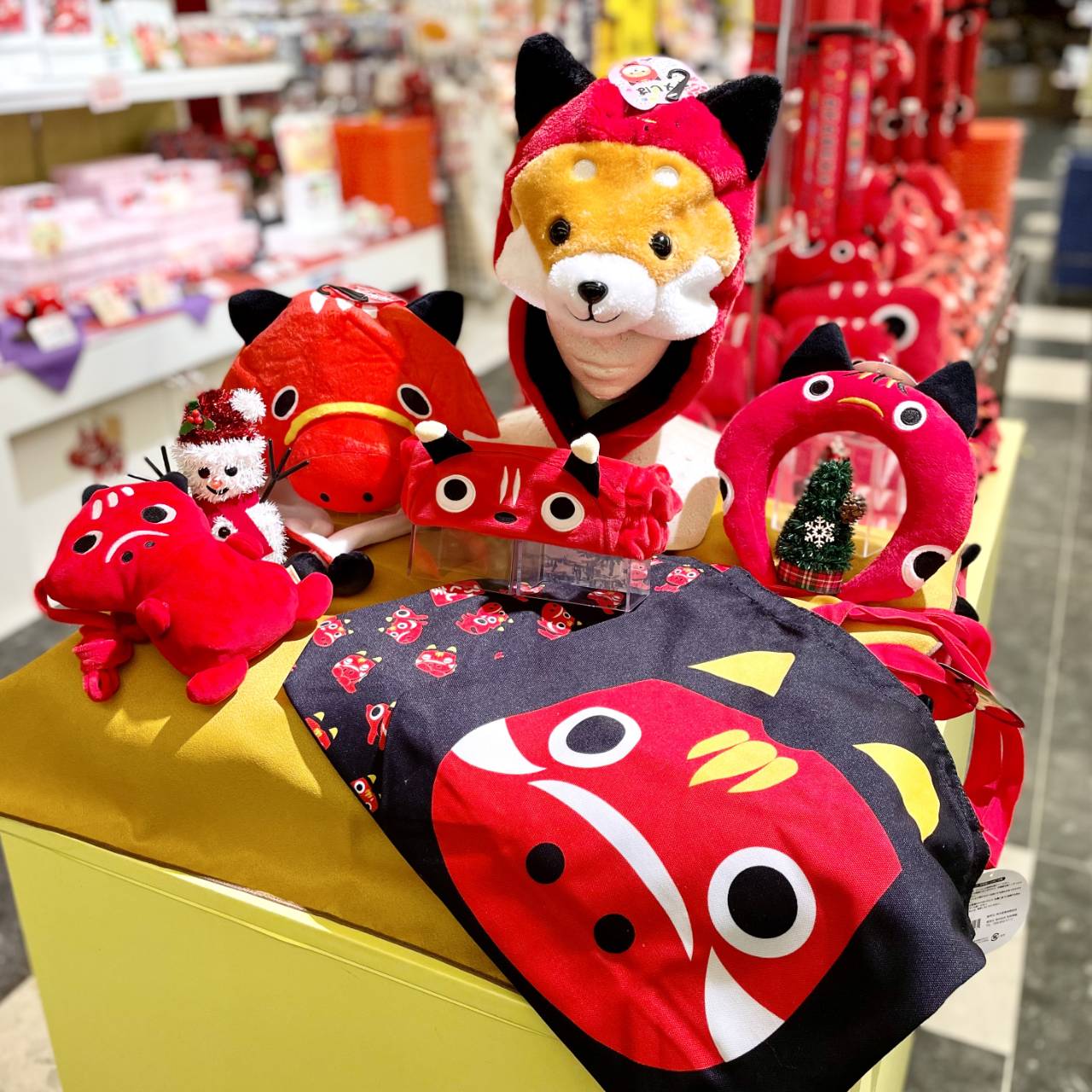 ◎民芸品コーナーより◎赤べこ関連グッズ(≧▽≦) | 鶴ヶ城会館