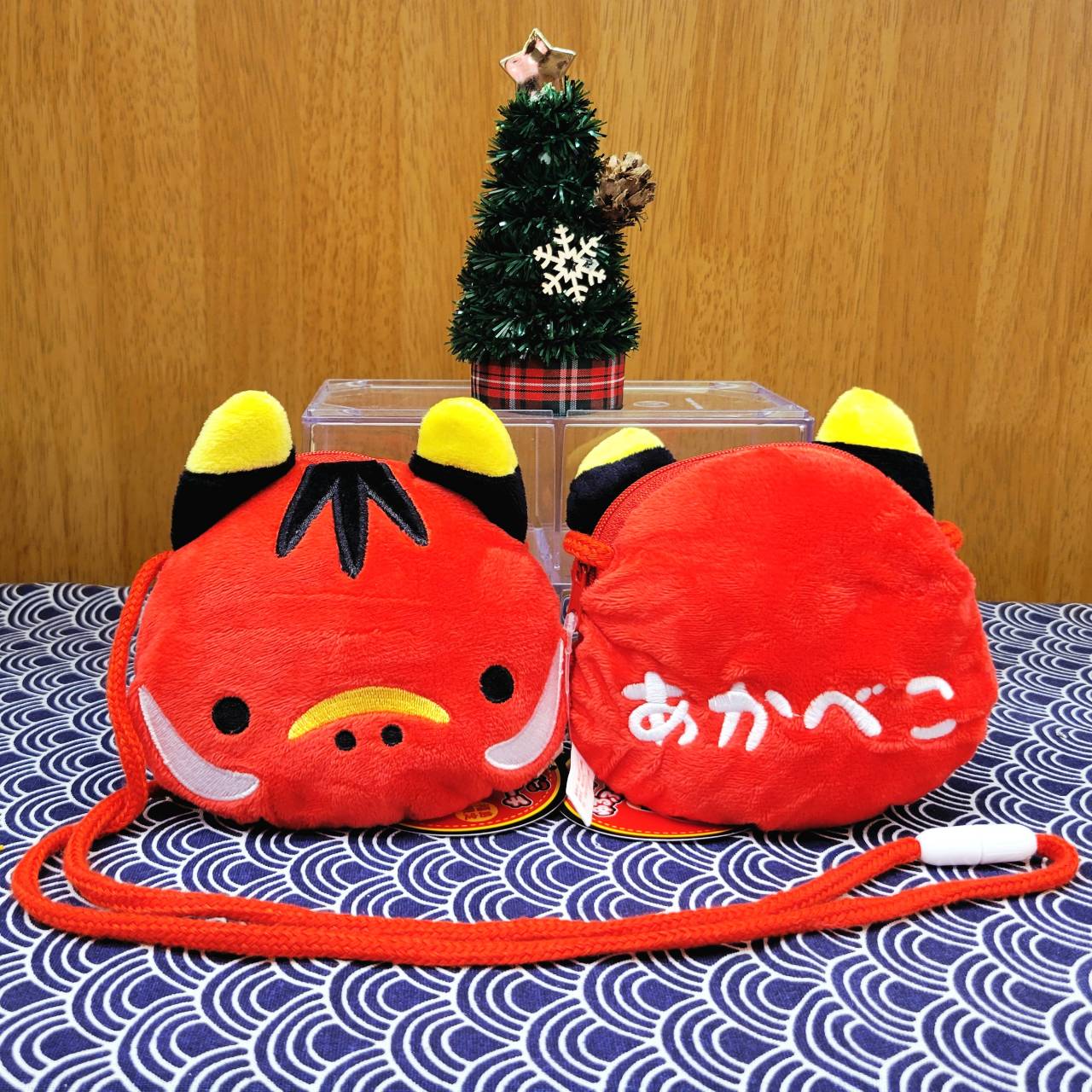 ◎民芸品コーナーより◎あかべこゆるふわポーチ(≧▽≦) | 鶴ヶ城会館